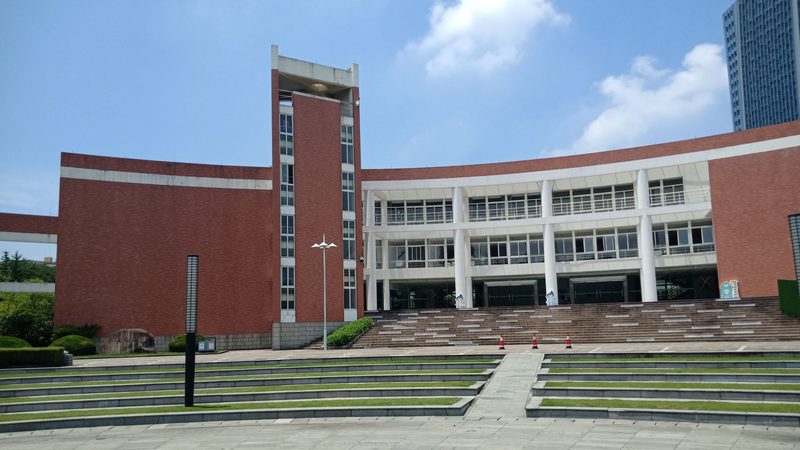 电子科技公司经营范围：上海注册，揭秘企业成长之路